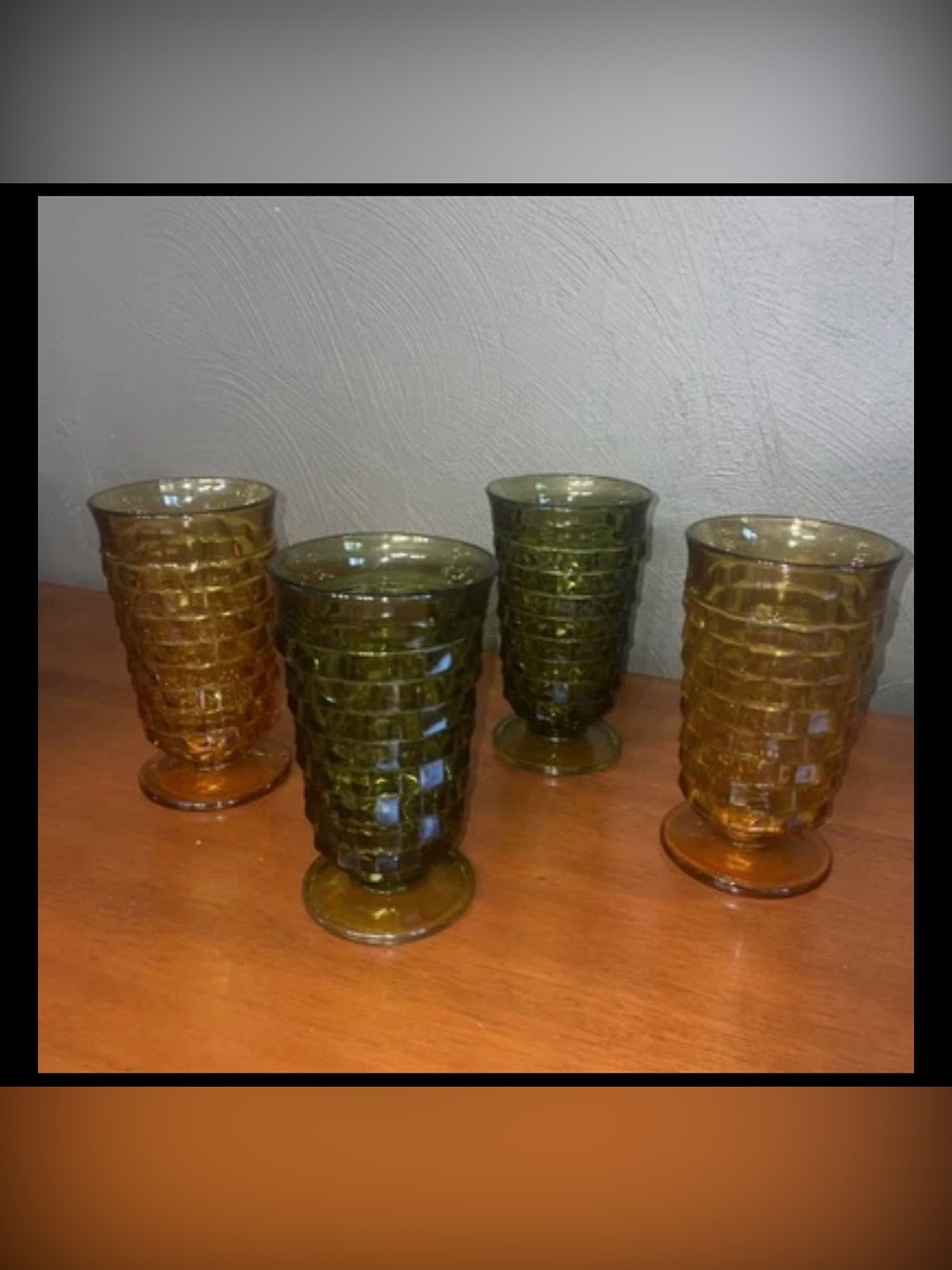 Vintage MCM Indiana Whitehall Cubist 4 Footed Glasses Avacado Green Amber